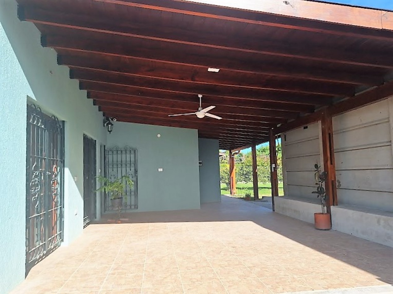 CASA A ESTRENAR  MAS DOS GALPONES A LA VENTA