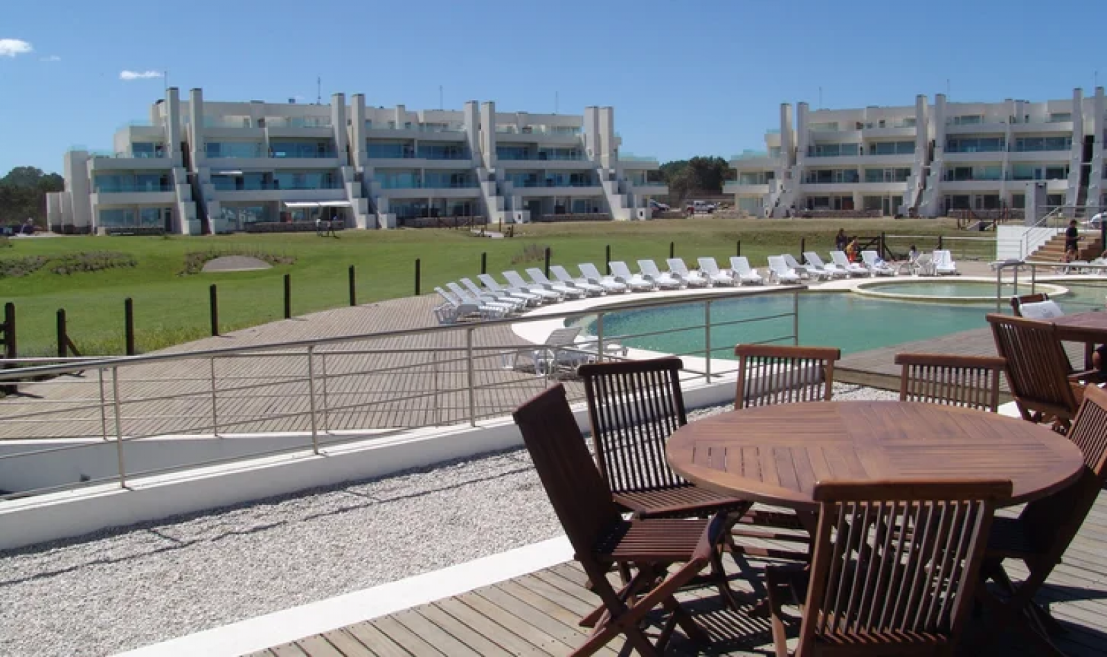 PINAMAR - EN VENTA - VILLA DE MAR - EXCLUSIVO 5 AMBIENTES