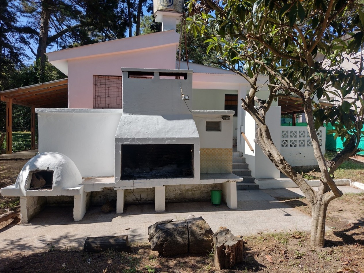 CASA CERCA DEL CENTRO Y A 7 CUADRAS DEL MAR