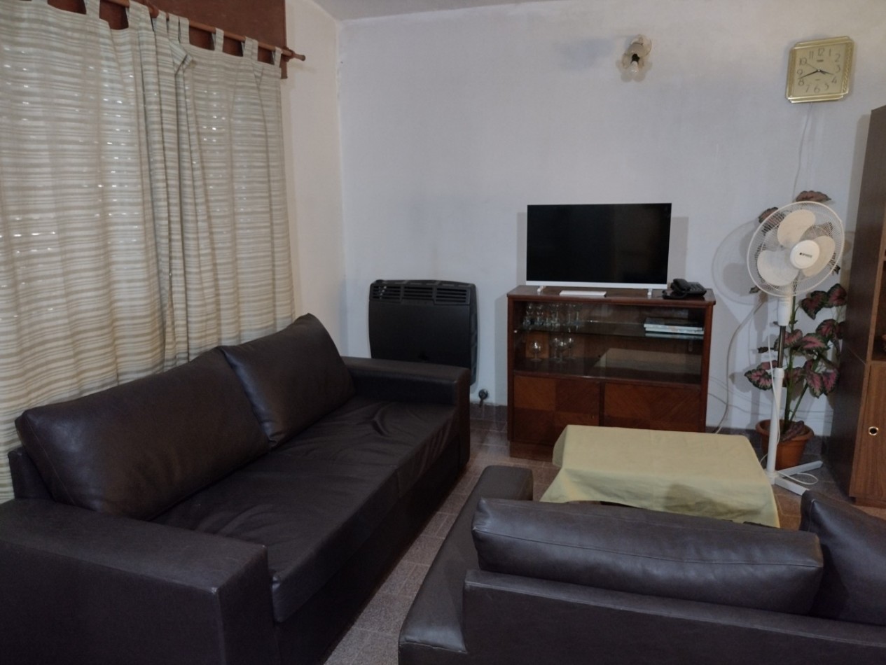 CASA CERCA DEL CENTRO Y A 7 CUADRAS DEL MAR