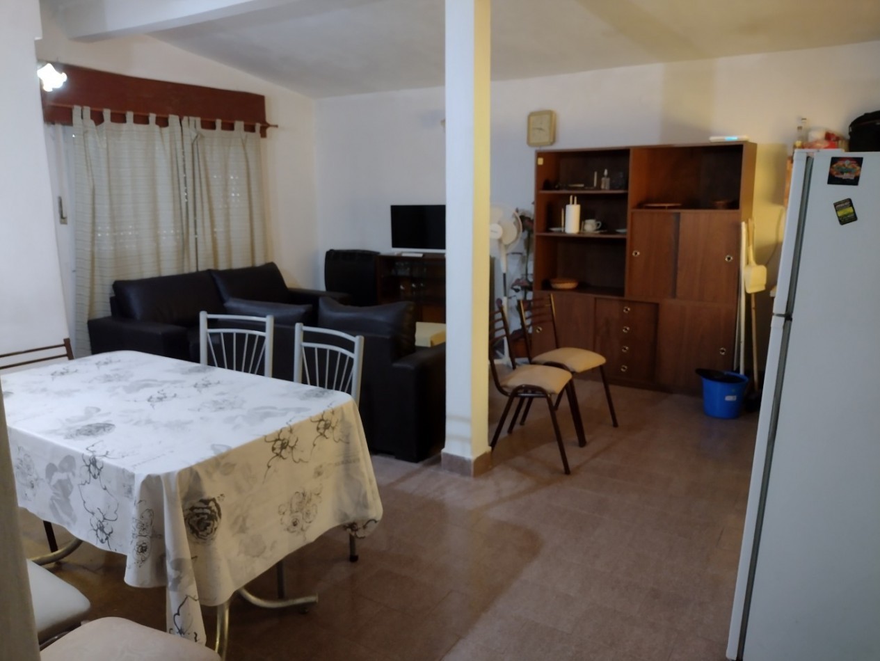 CASA CERCA DEL CENTRO Y A 7 CUADRAS DEL MAR