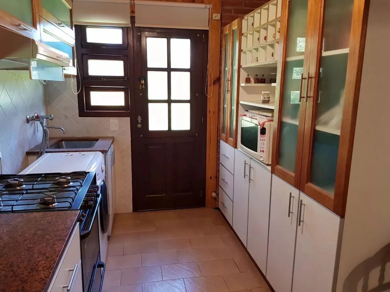 CASA EN VALERIA DEL MAR