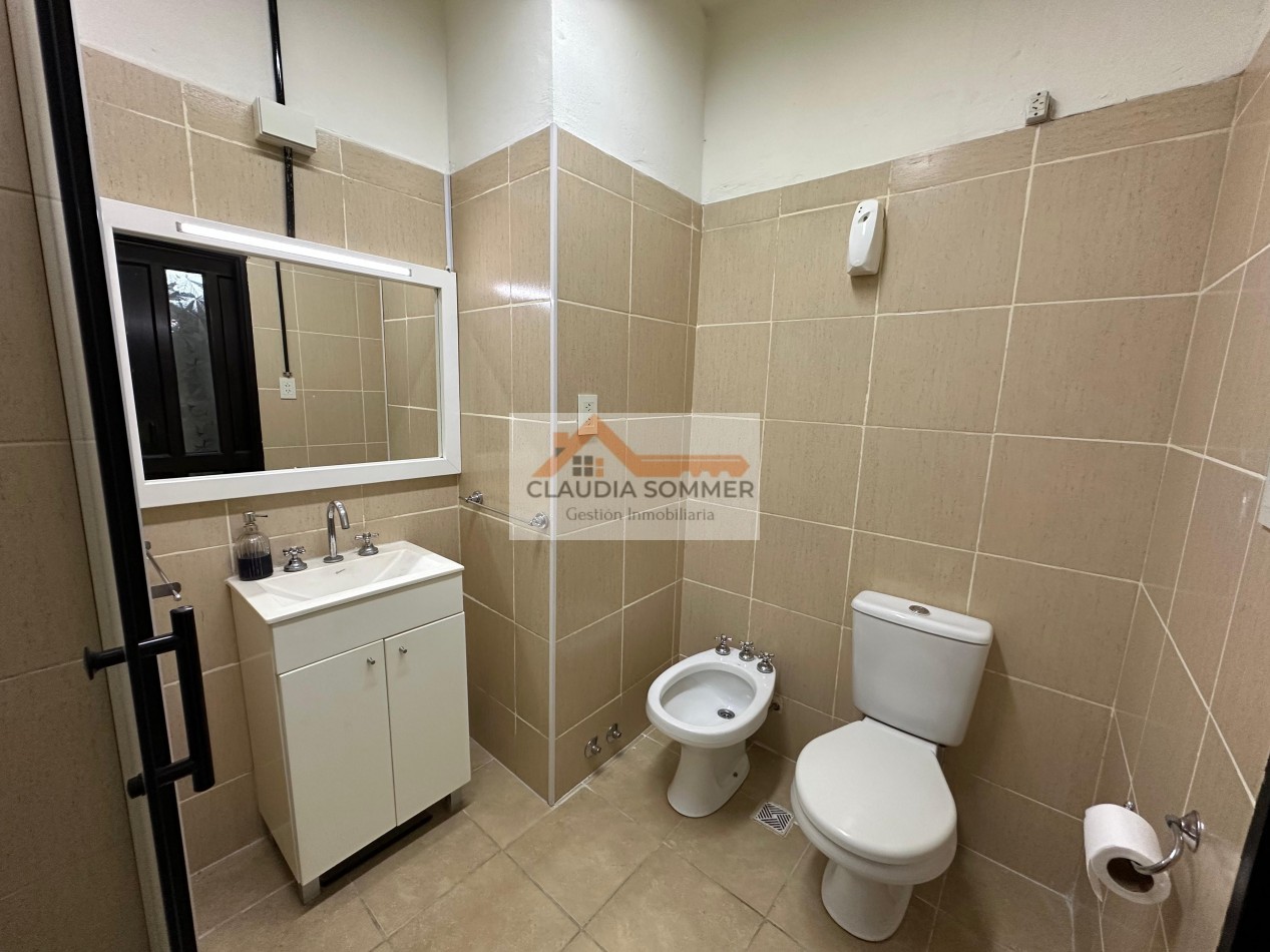 CASA EN VENTA - VALERIA DEL MAR-
