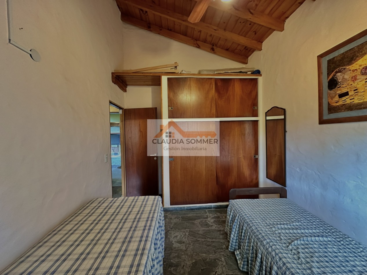 RESERVADA- COMODA CASA A POCAS CUADRAS DEL MAR Y DEL CENTRO DE VALERIA DEL MAR