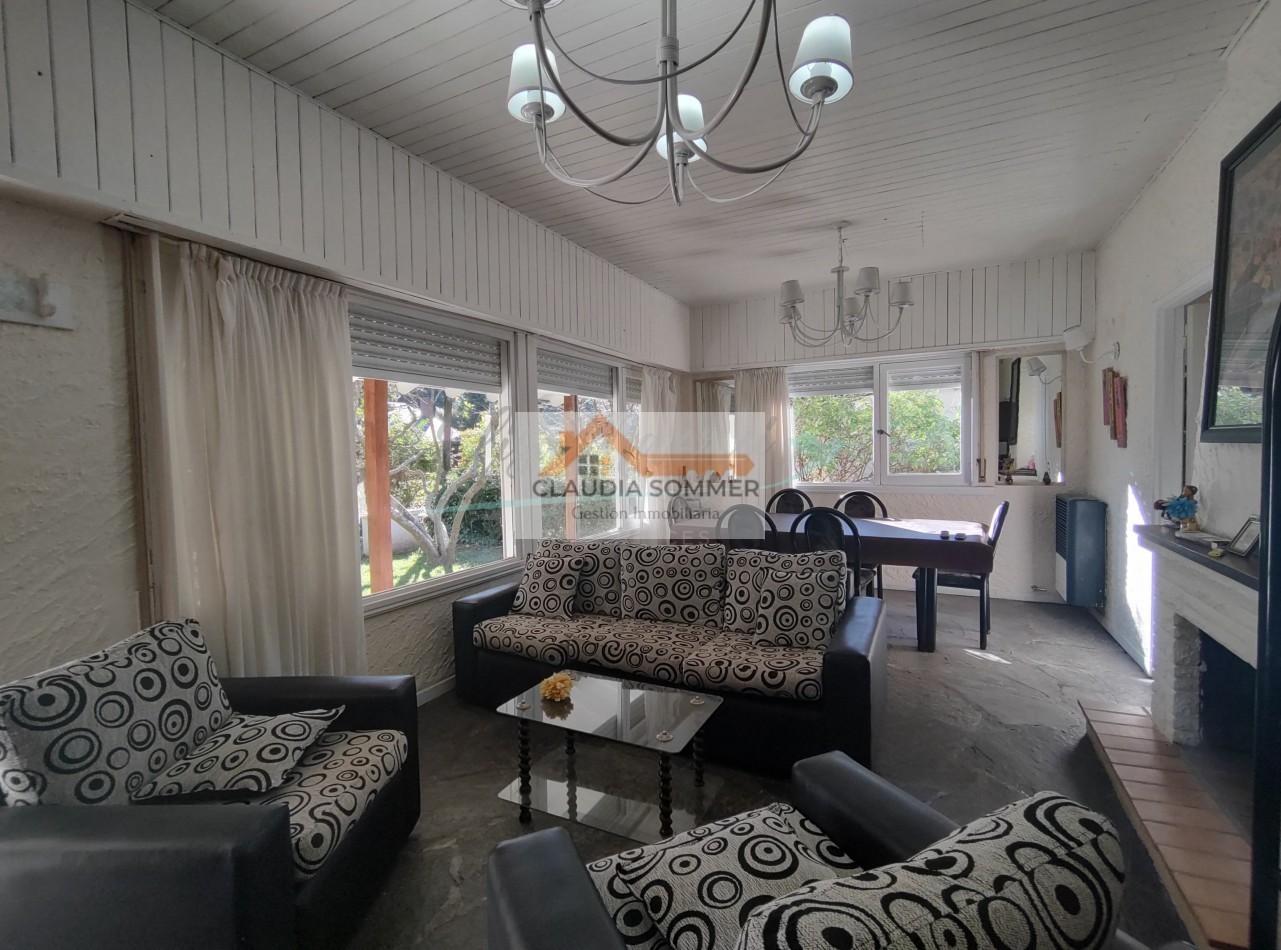 CASA DE 4 AMBIENTES PINAMAR