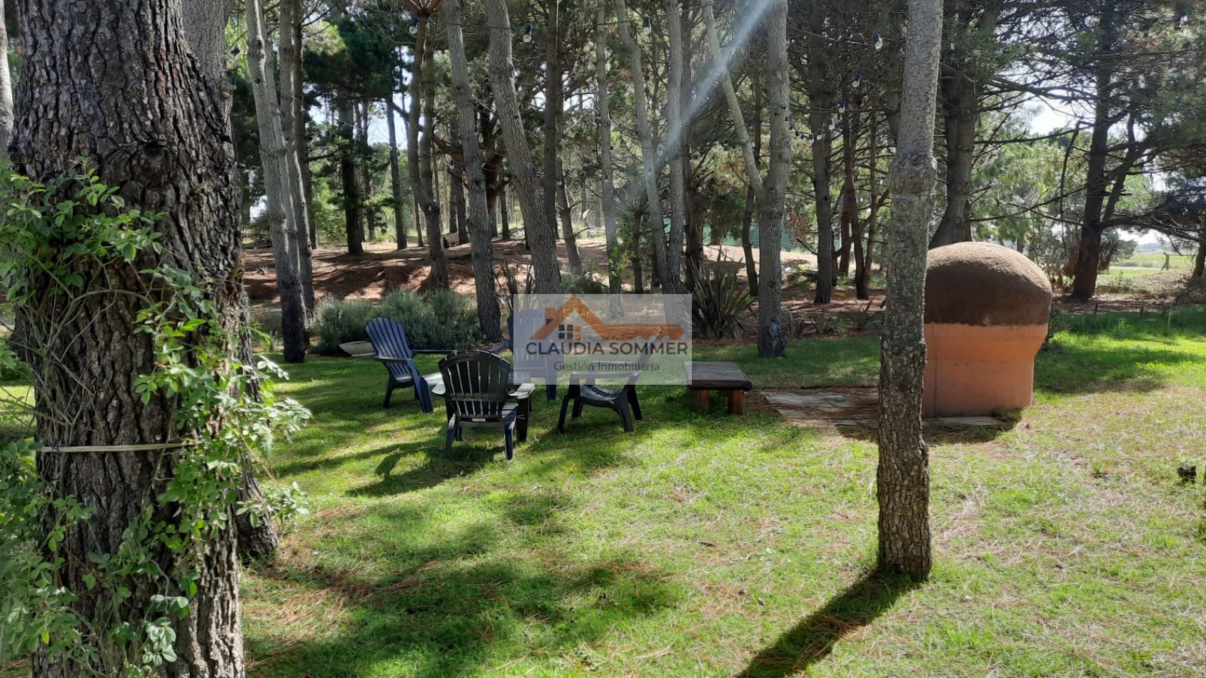 CASA CON PISCINA EN LA HERRADURA- PERMUTA PARCIAL-