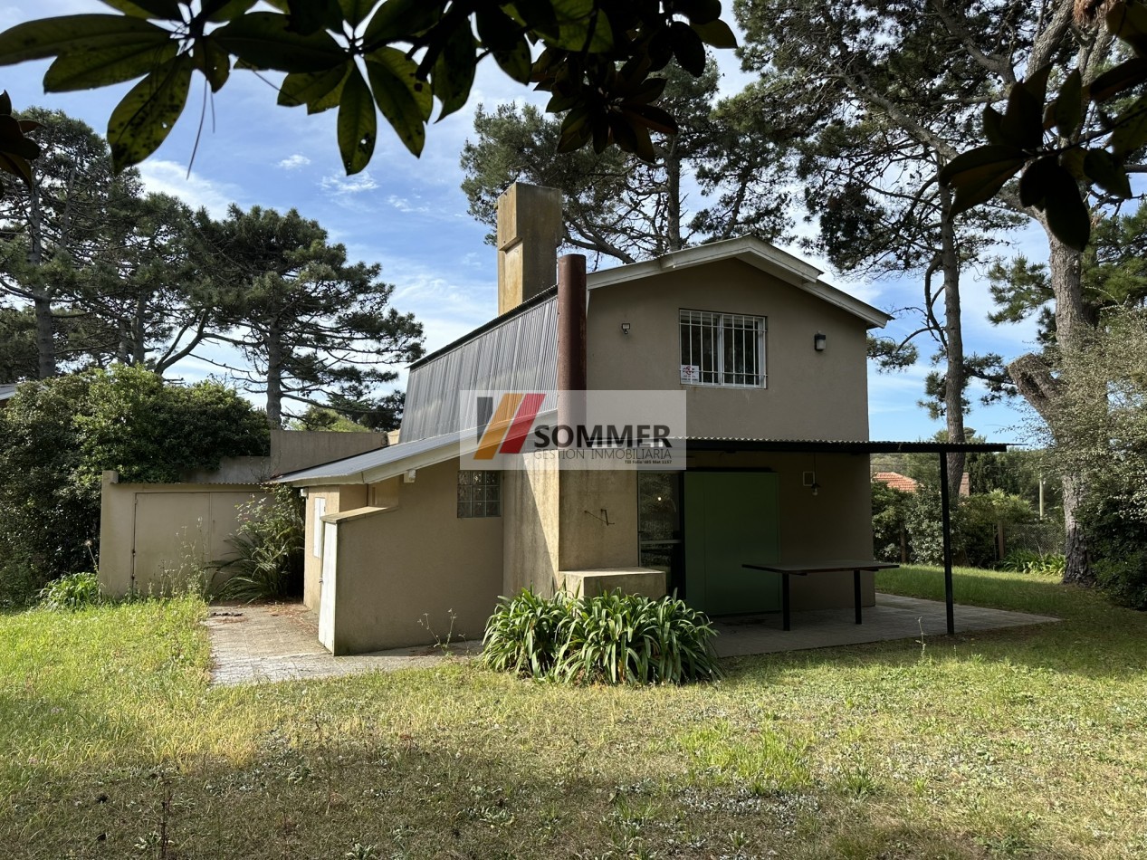 CASA EN VENTA EN PINAMAR NORTE A DOS CUADRAS DE LA PLAYA