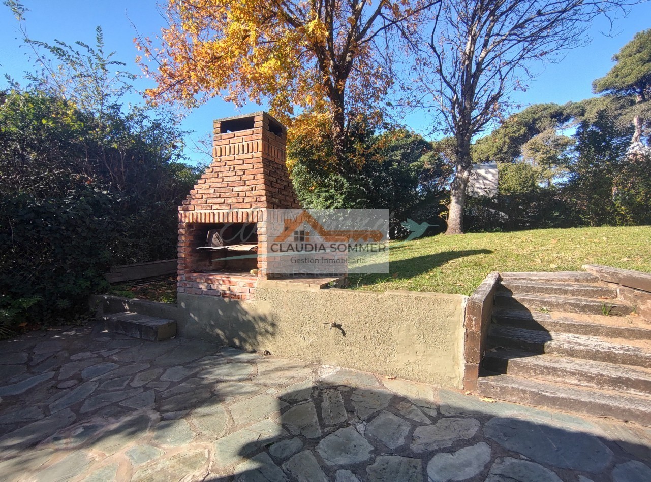 CASA DE 4 AMBIENTES PINAMAR