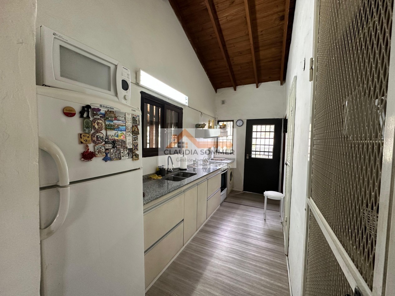 CASA EN VENTA - VALERIA DEL MAR-