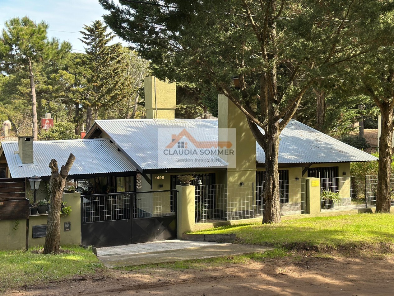 CASA EN VENTA - VALERIA DEL MAR-