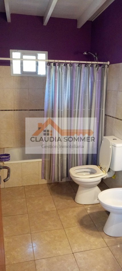 MODERNA CASA EN ZONA DE PINARES
