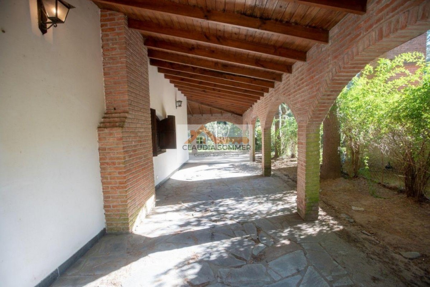 OPORTUNIDAD APTO CREDITO AMPLIA CASA EN VENTA + DEPARTAMENTO INDEPENDIENTE