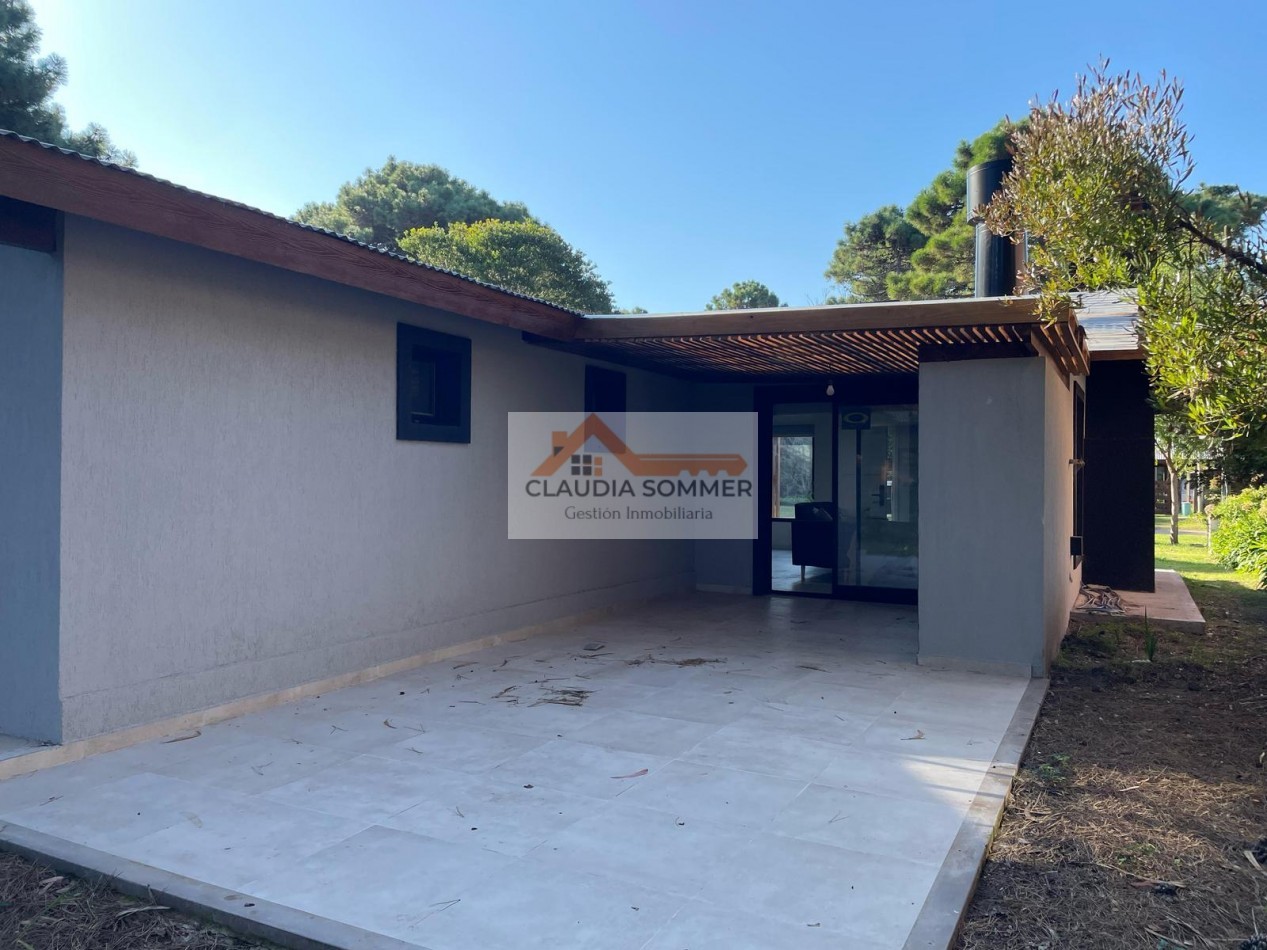 CASA TOTALMENTE RECICLADA