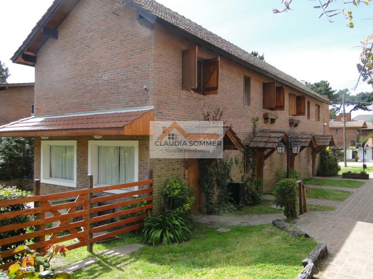 DUPLEX DE 3 AMBINTES CON PATIO PROPIO