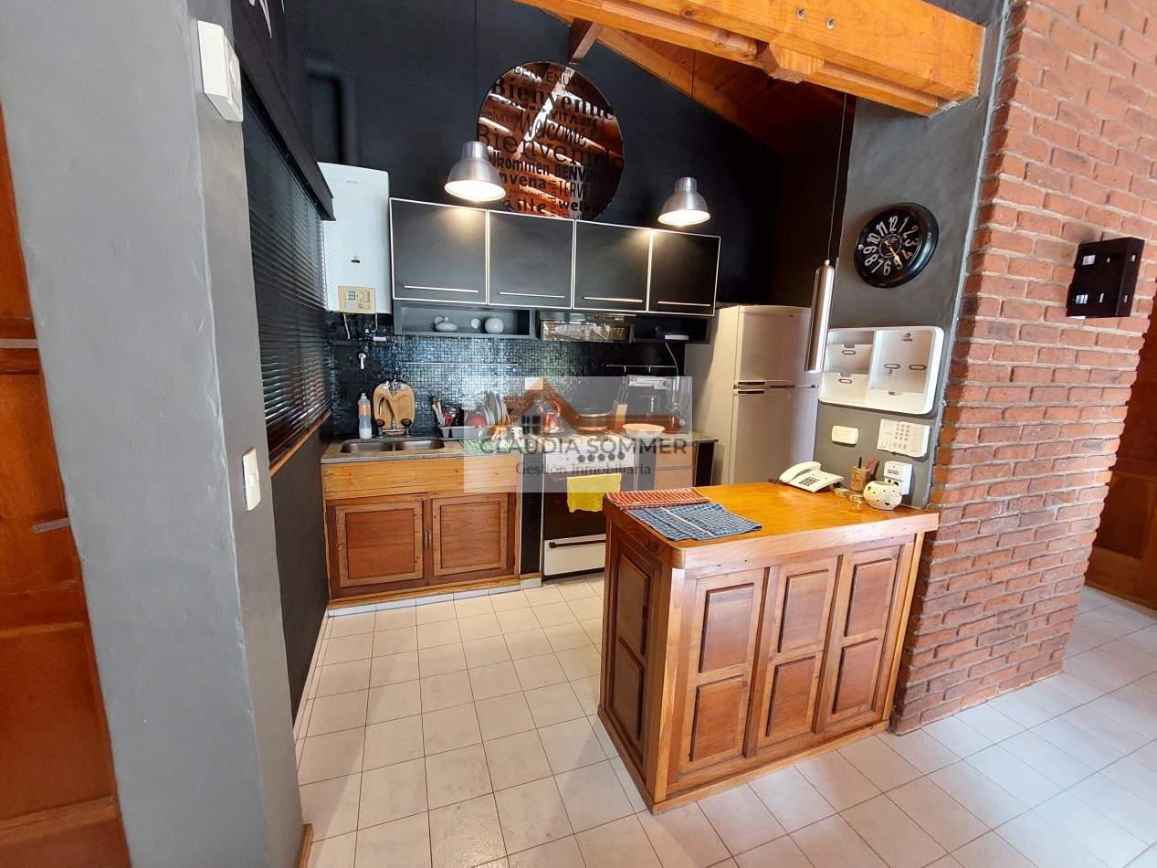 SE VENDE CASA EN CONJUNTO CON UN SEGUNDO LOTE LINDERO