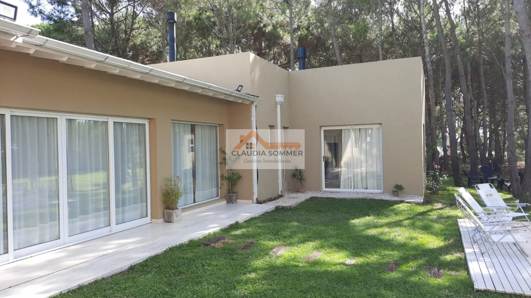 CASA CON PISCINA EN LA HERRADURA- PERMUTA PARCIAL-