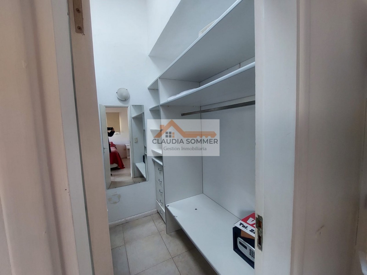 COMPLEJO TRIDENTE: COMODO TRIPLEX CON PATIO, PARRILLA,COCHERA, PARQUE Y PISCINA.