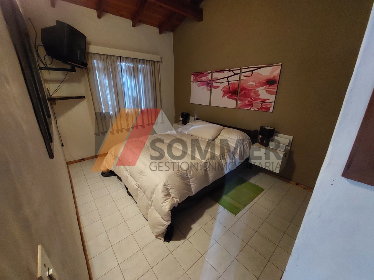 SE VENDE CASA EN CONJUNTO CON UN SEGUNDO LOTE LINDERO