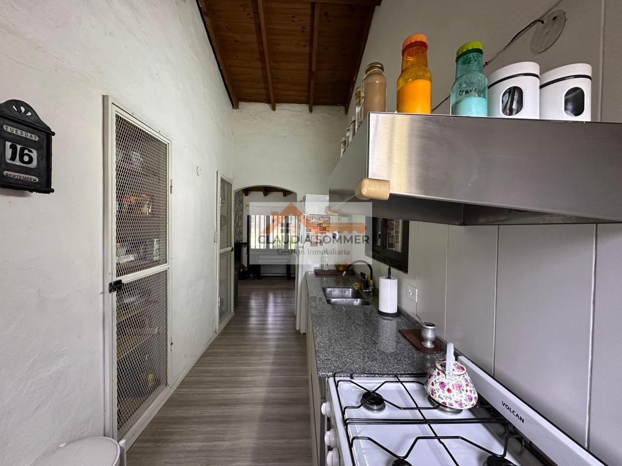 CASA EN VENTA - VALERIA DEL MAR-