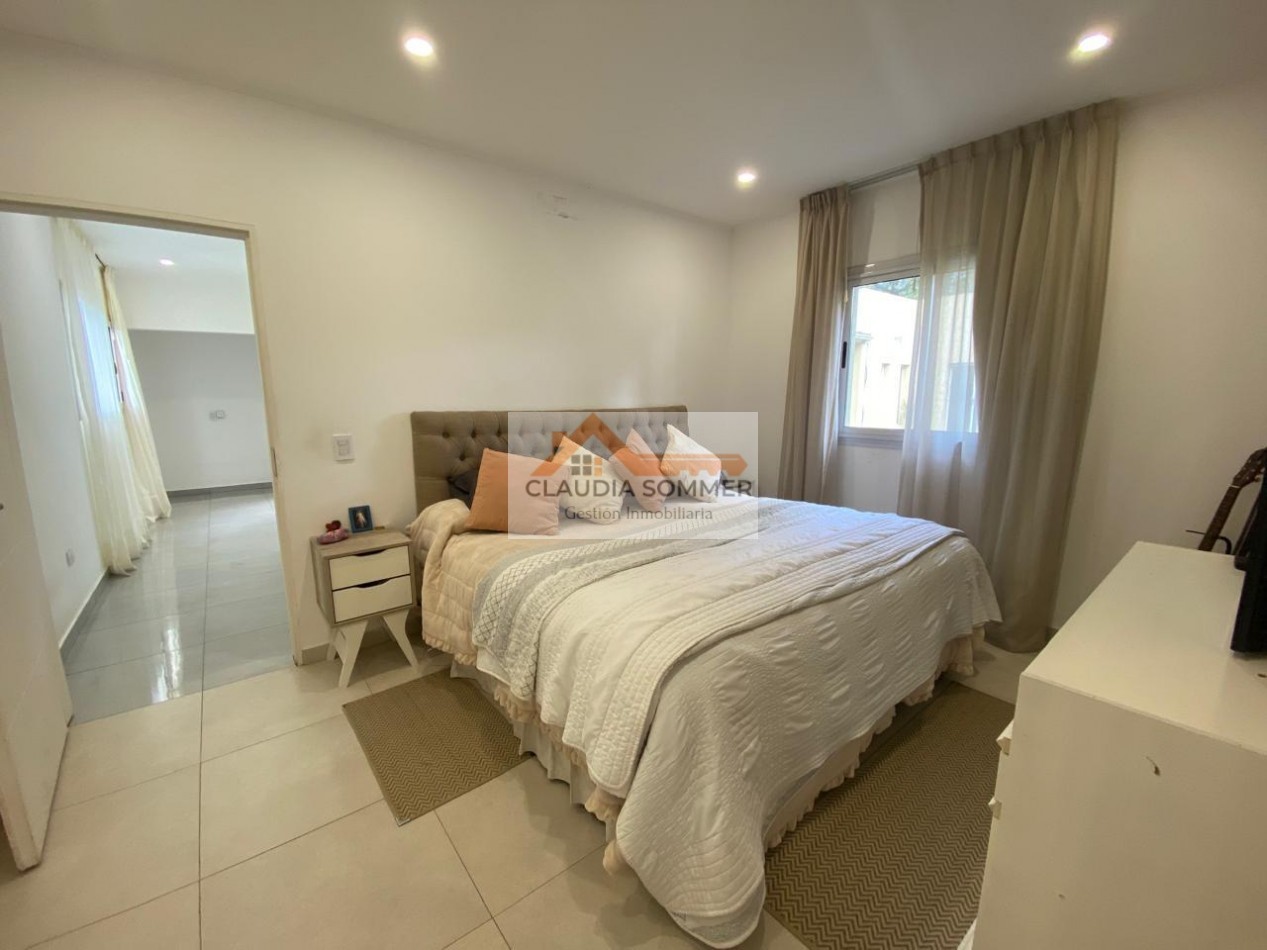 CASA CON PISCINA EN LA HERRADURA- PERMUTA PARCIAL-