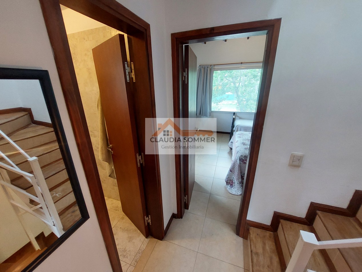 DUPLEX DE TRES DORMITORIOS EN TRIDENTE