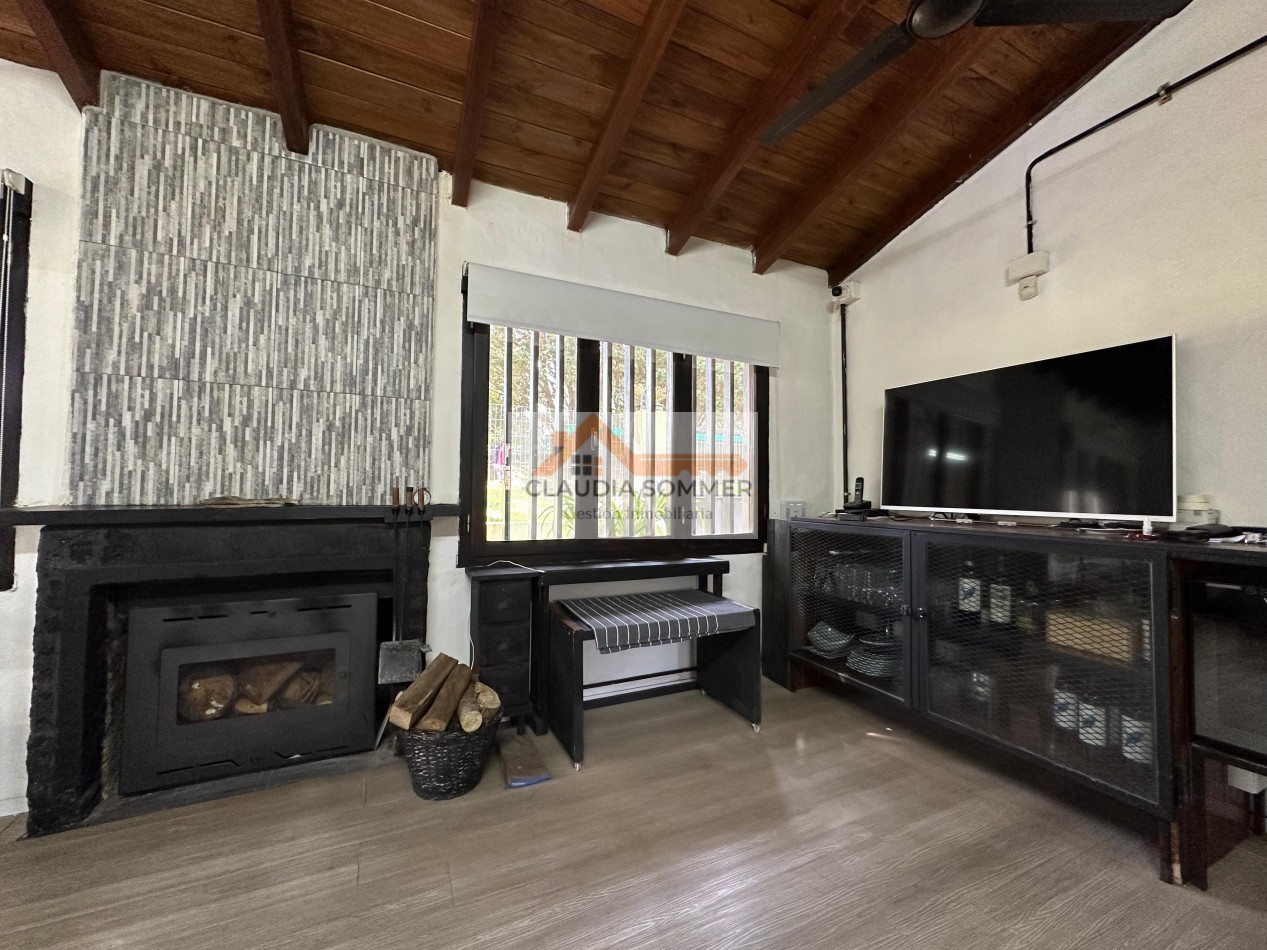 CASA EN VENTA - VALERIA DEL MAR-