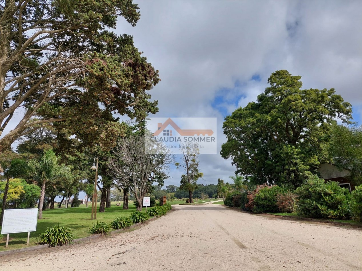 Hermoso Lote en Barrio Privado!