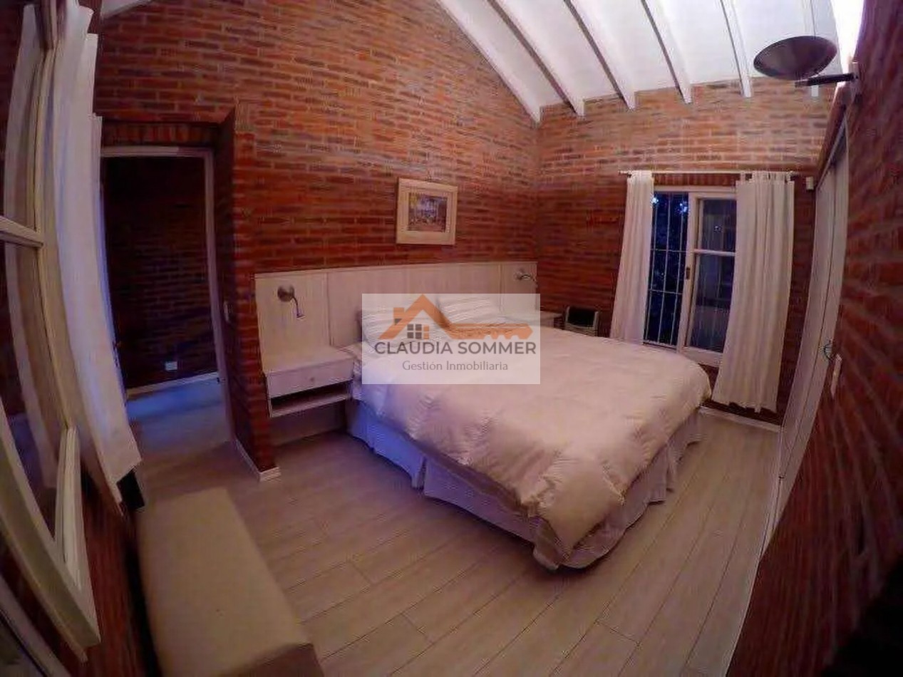 Casa 5 Ambientes En Pinamar Norte A 2 Cuadras Del Mar, Altura Balneario Cr, Acepta Velero Oceanico, O Propiedad En Zona Norte D Bs As (nuñez Hasta Beccar)