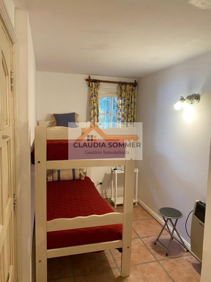 AMPLIA CASA EN VENTA