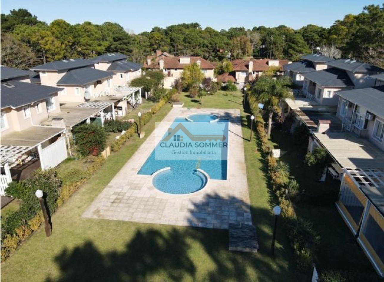 DUPLEX DE TRES DORMITORIOS EN TRIDENTE