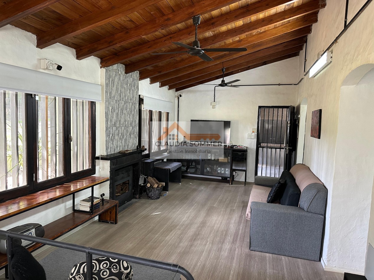 CASA EN VENTA - VALERIA DEL MAR-