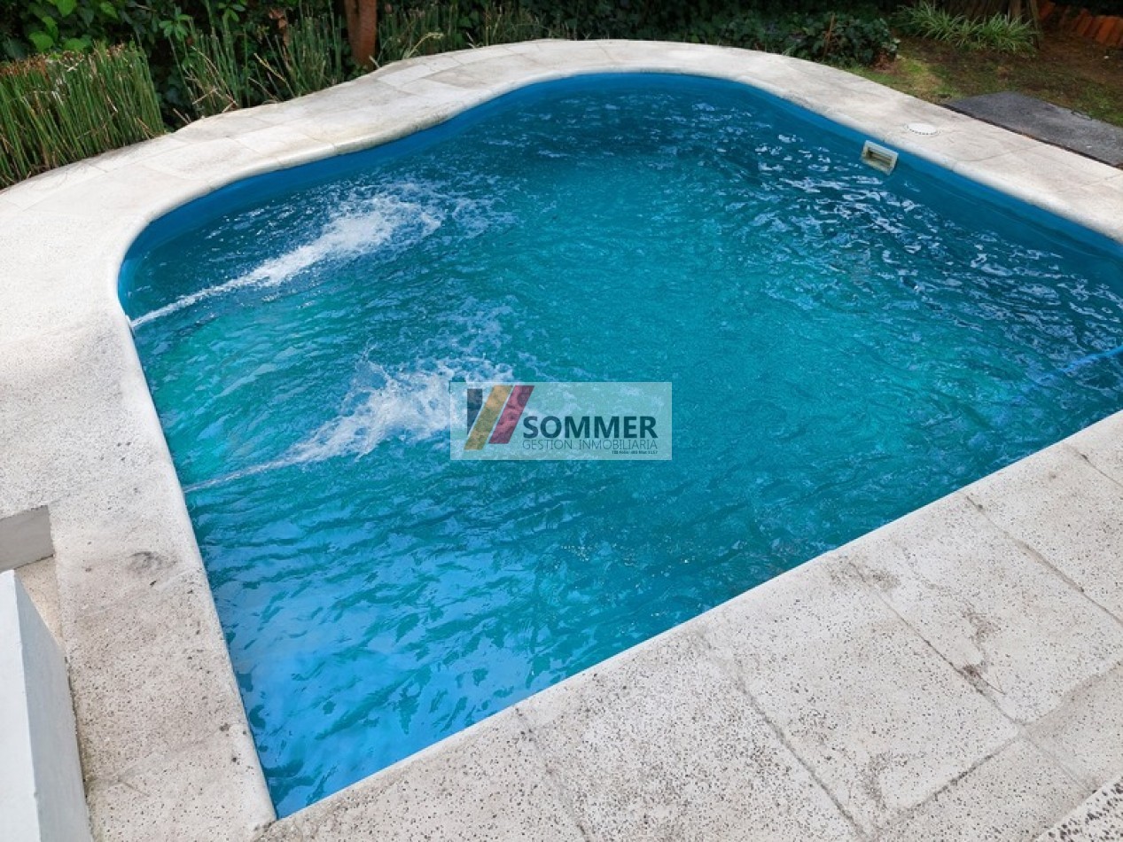 CASA TRADICIONAL CON PISCINA A DOS CUADRAS DEL MAR- Pinamar Sur-