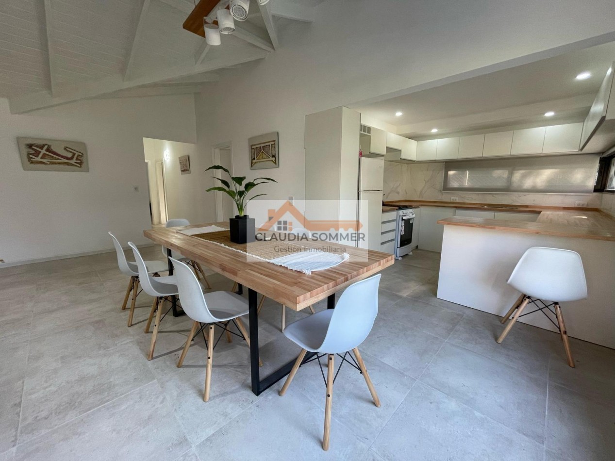 CASA TOTALMENTE RECICLADA