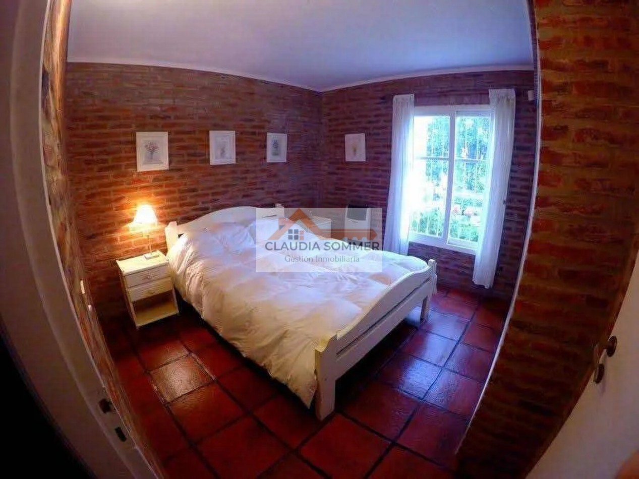 Casa 5 Ambientes En Pinamar Norte A 2 Cuadras Del Mar, Altura Balneario Cr, Acepta Velero Oceanico, O Propiedad En Zona Norte D Bs As (nuñez Hasta Beccar)