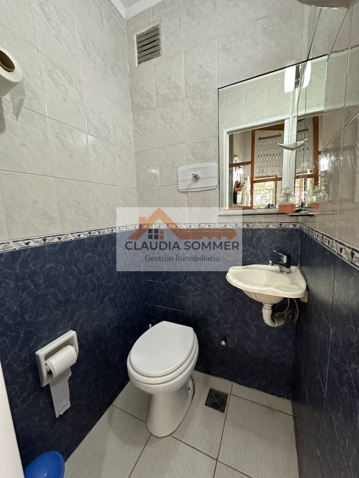 DOS CASAS IDEAL INVERSION PARA RENTA !!!! PROPIEDAD MULTIFAMILIAR - EXCELENTE UBICACION Y ESTADO - 