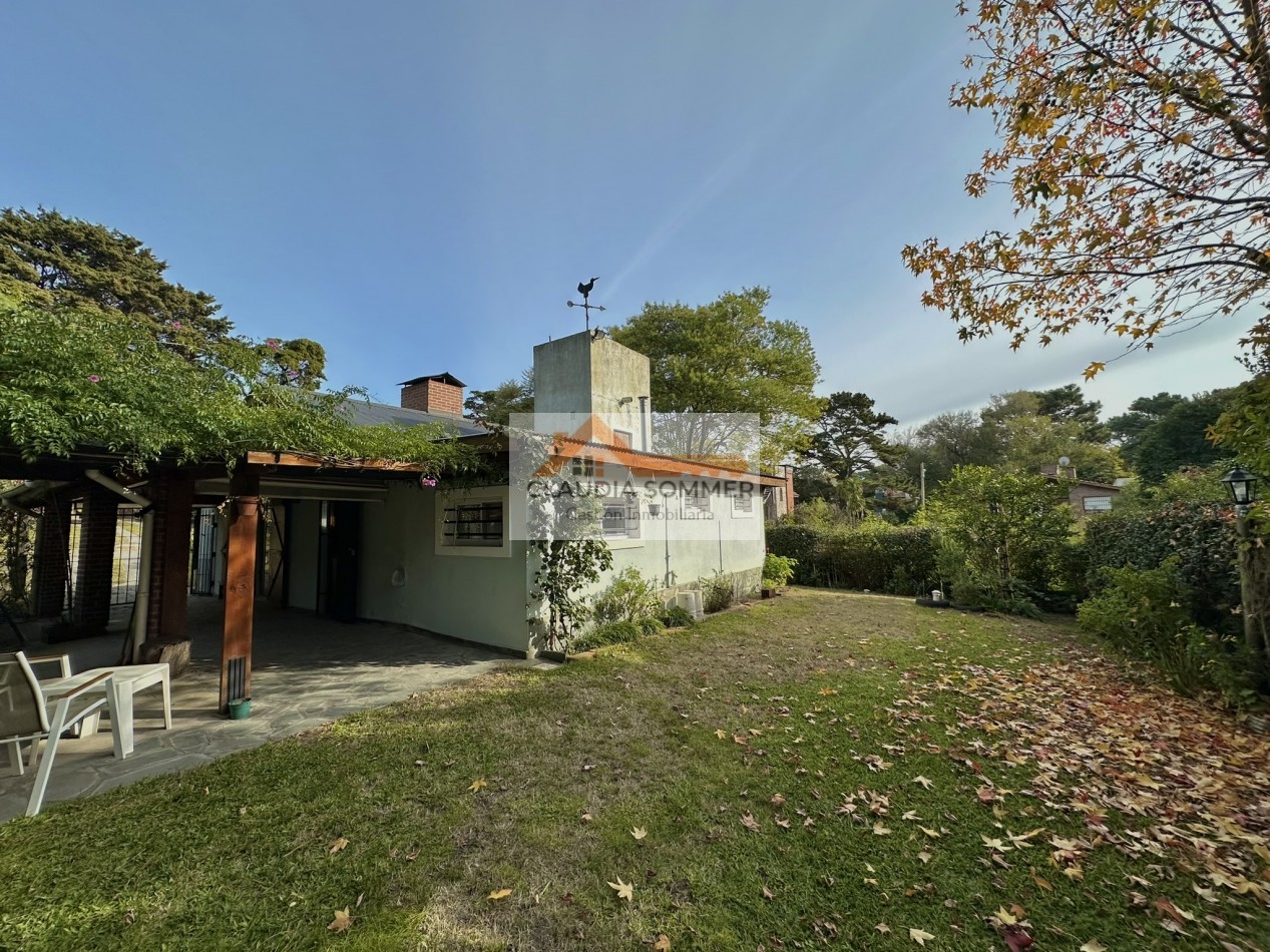 RESERVADA- COMODA CASA A POCAS CUADRAS DEL MAR Y DEL CENTRO DE VALERIA DEL MAR