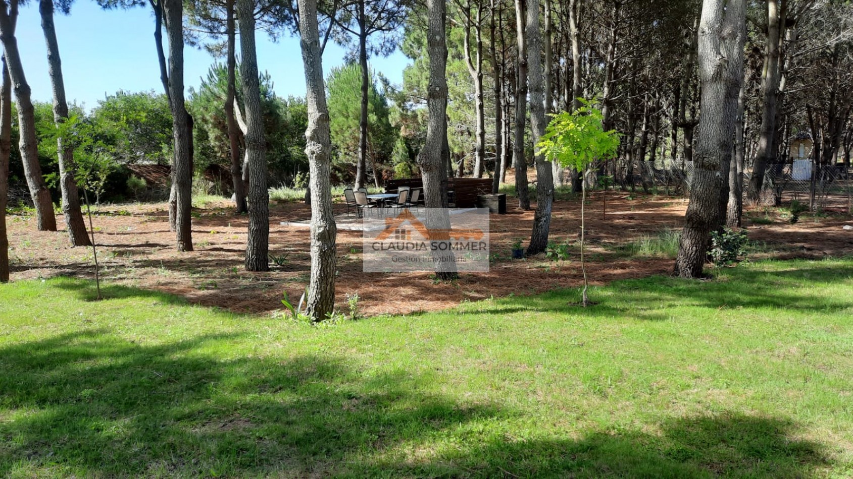 CASA CON PISCINA EN LA HERRADURA- PERMUTA PARCIAL-