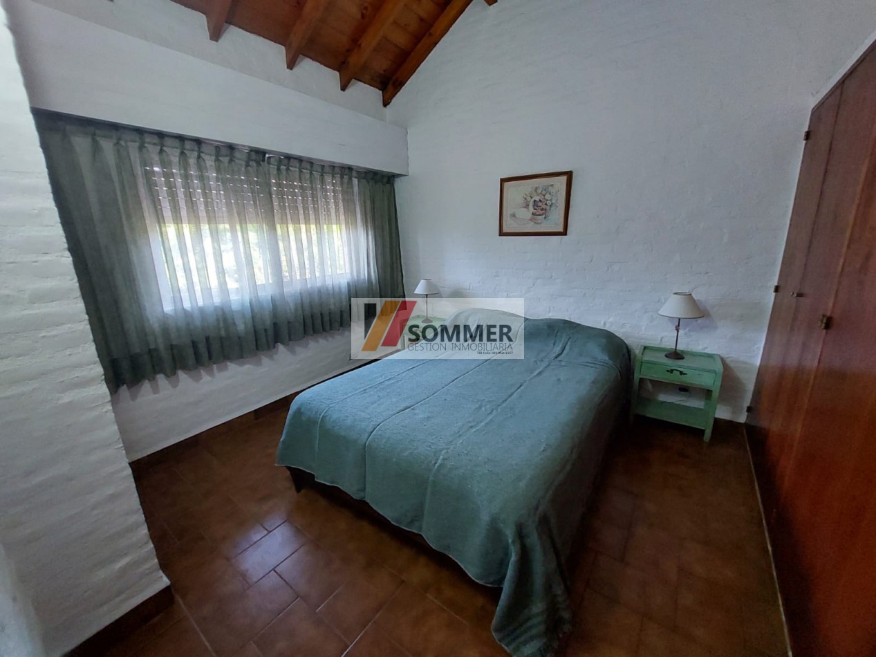 DUPLEX A METROS DEL MAR CON SERVICIOS