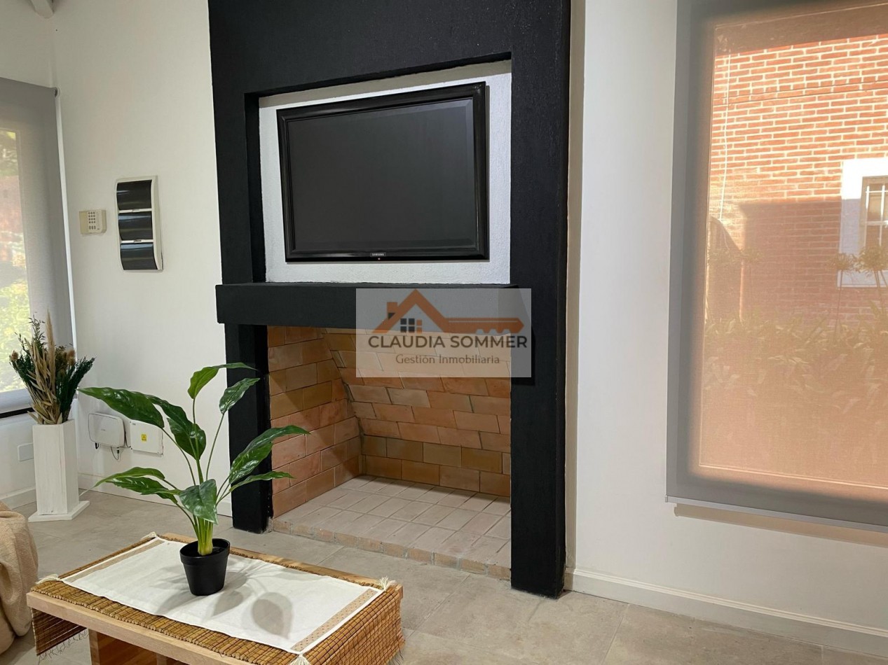 CASA TOTALMENTE RECICLADA