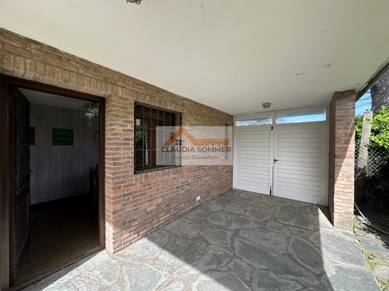 AMPLIA CASA A DOS CUADRAS DEL MAR EN PINAMAR