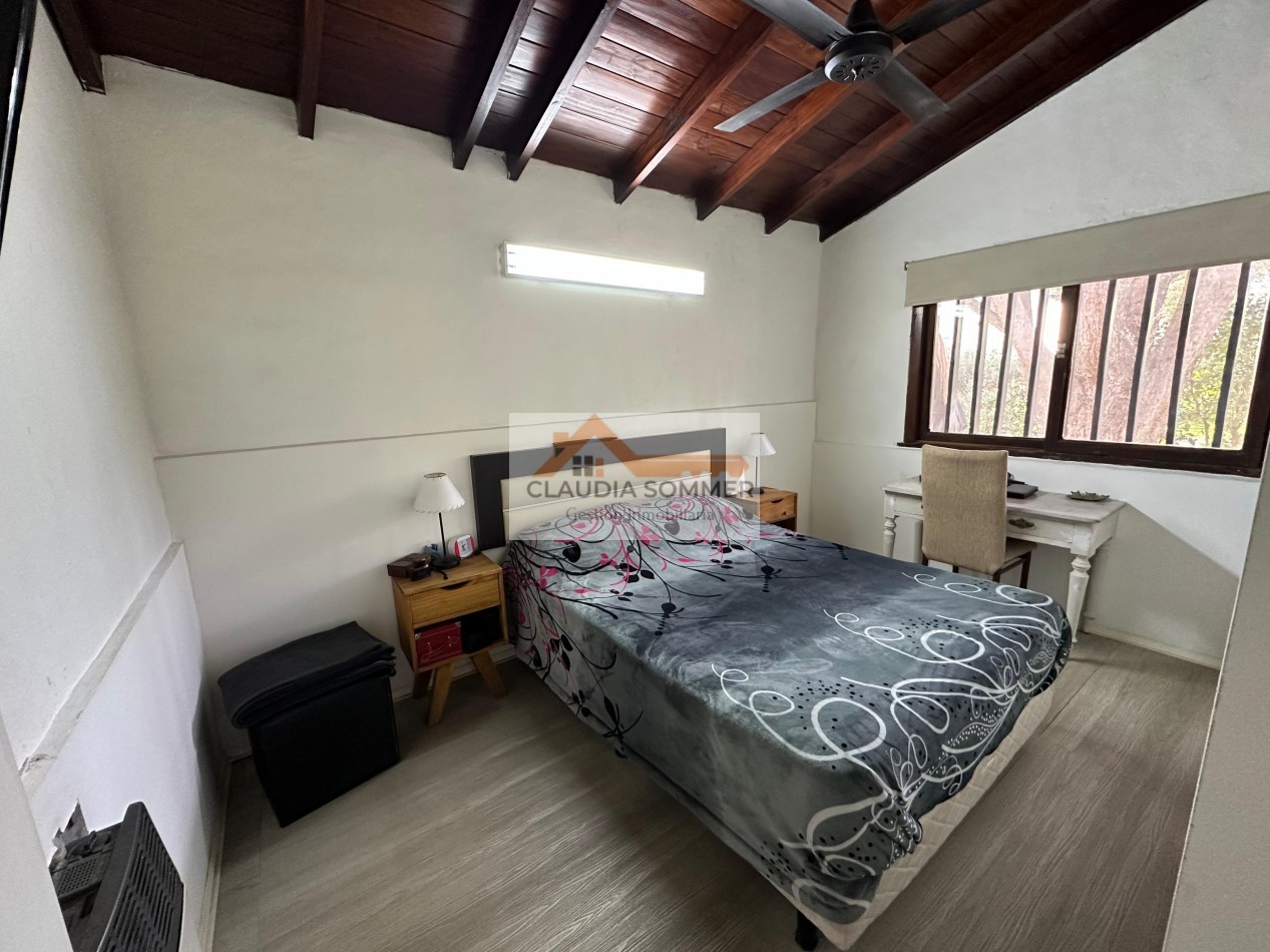CASA EN VENTA - VALERIA DEL MAR-