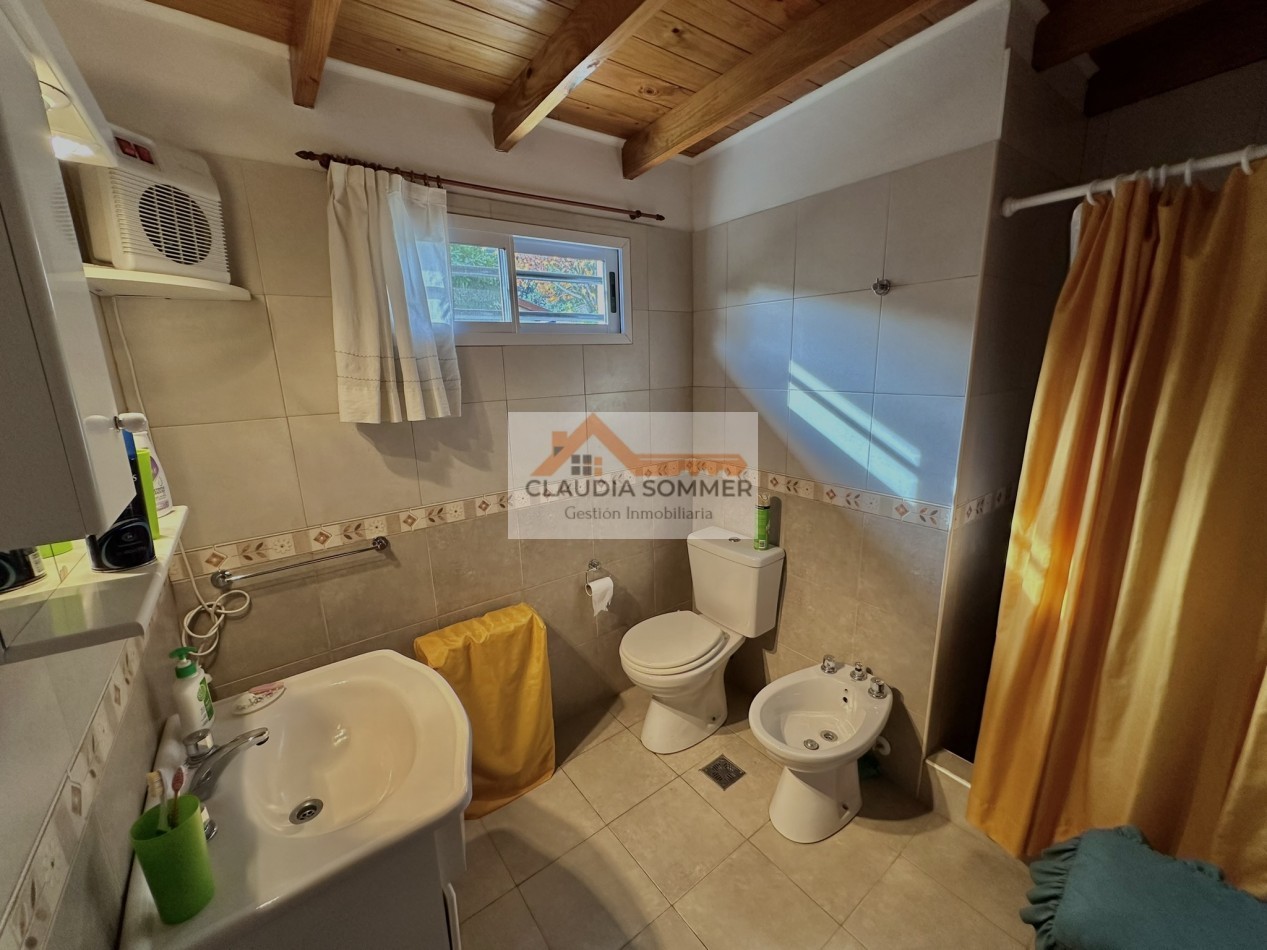 RESERVADA- COMODA CASA A POCAS CUADRAS DEL MAR Y DEL CENTRO DE VALERIA DEL MAR