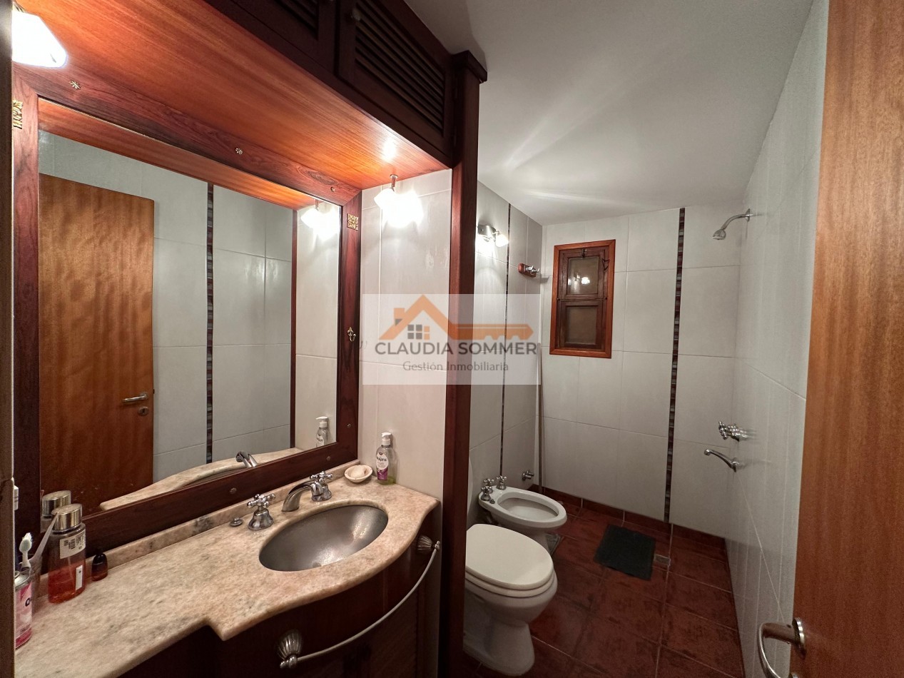 CASA EN VALERIA DEL MAR