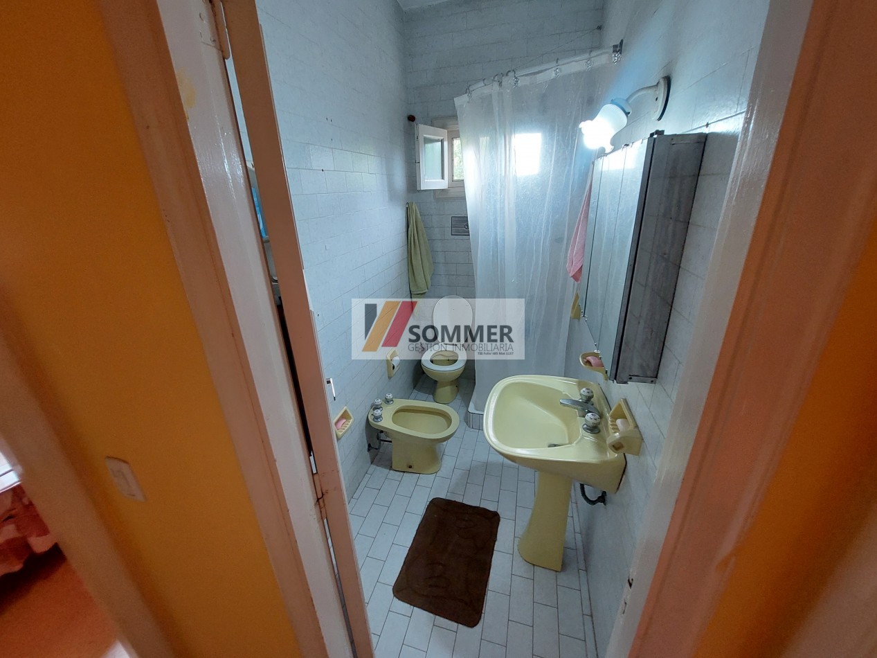 CASA TRADICIONAL CON PISCINA A DOS CUADRAS DEL MAR- Pinamar Sur-