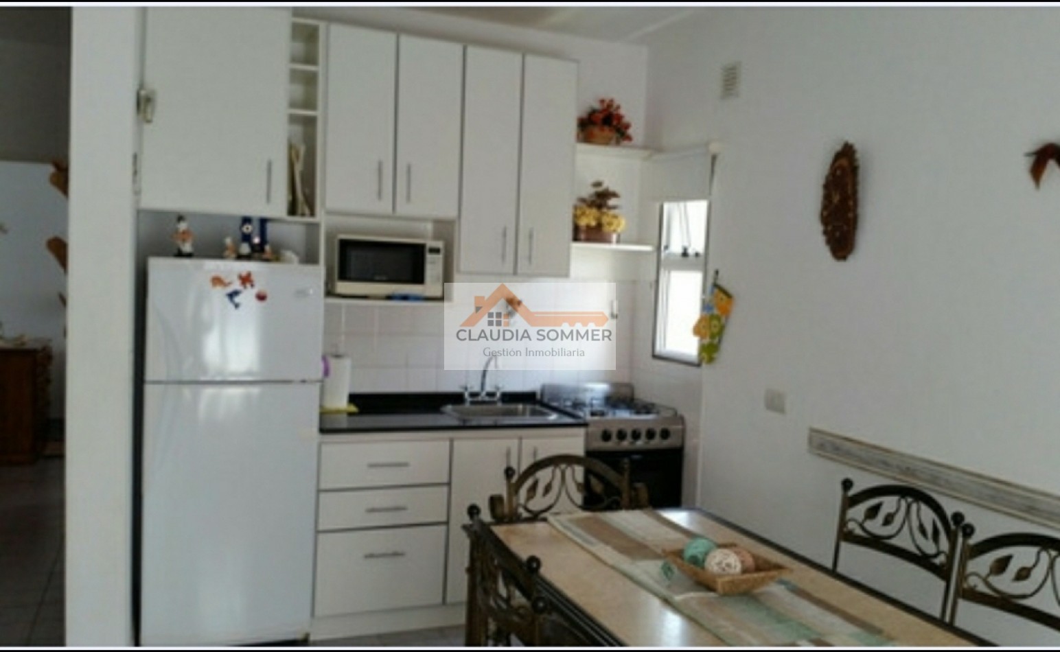 DEPARTAMENTO DE DOS AMBIENTES A METROS DEL MAR Y CERCA DEL CENTRO DE PINAMAR