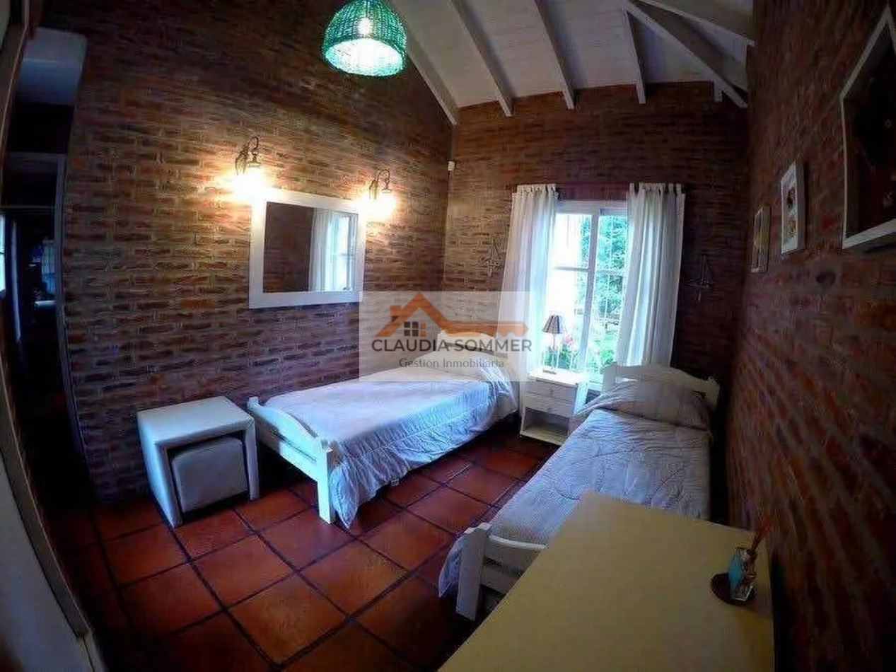 Casa 5 Ambientes En Pinamar Norte A 2 Cuadras Del Mar, Altura Balneario Cr, Acepta Velero Oceanico, O Propiedad En Zona Norte D Bs As (nuñez Hasta Beccar)