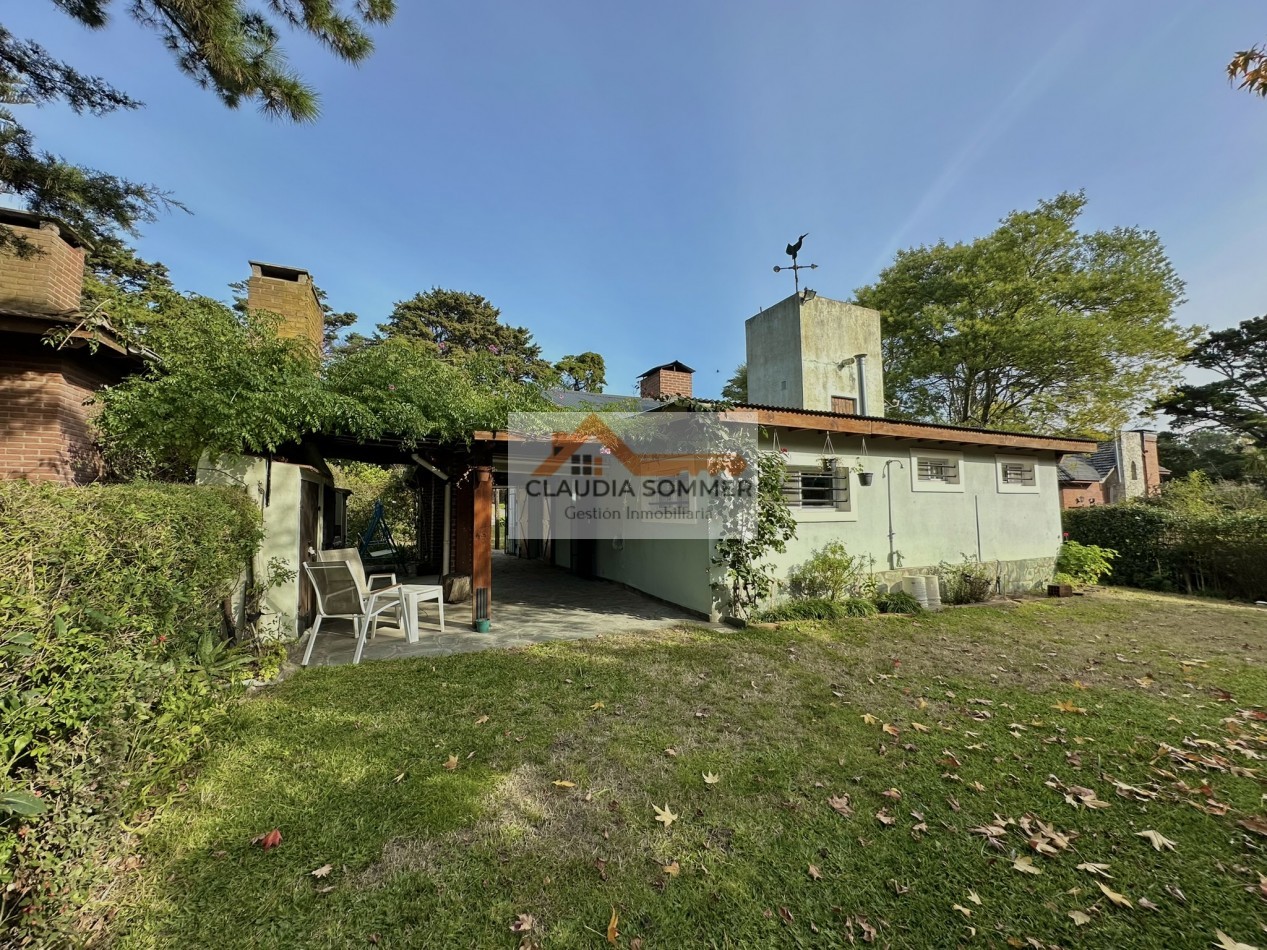 RESERVADA- COMODA CASA A POCAS CUADRAS DEL MAR Y DEL CENTRO DE VALERIA DEL MAR