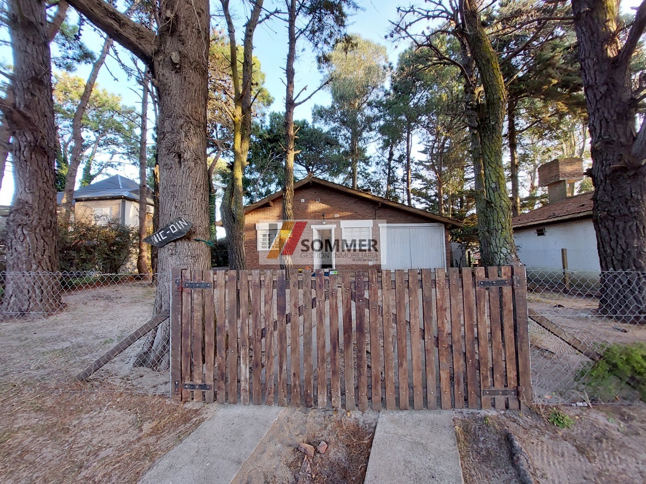 CASA A REFACCIONAR A 7 CUADRAS DE LA PLAYA Y 3 DEL CENTRO.