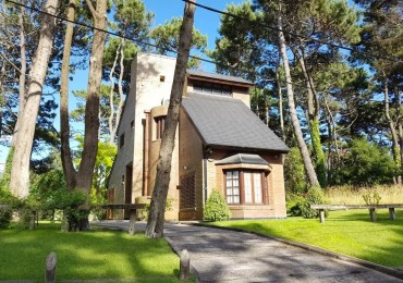CASA EN VALERIA DEL MAR