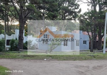 CASA EN B5 PINAMAR